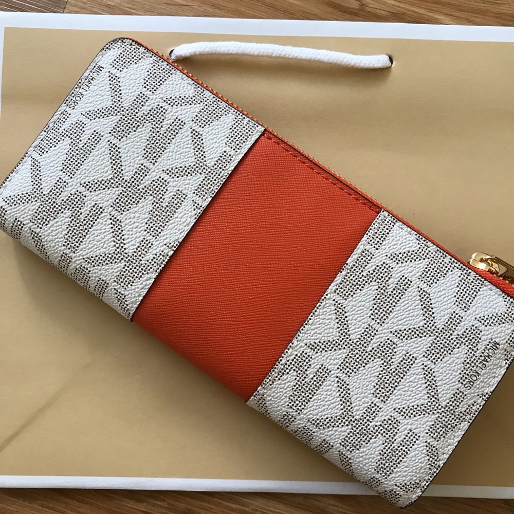 Michael Kors three quarter zip wallet tangerine - Picture 5 of 8